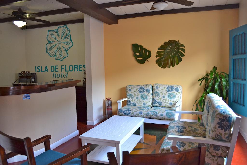 Hotel Isla De Flores Exterior photo